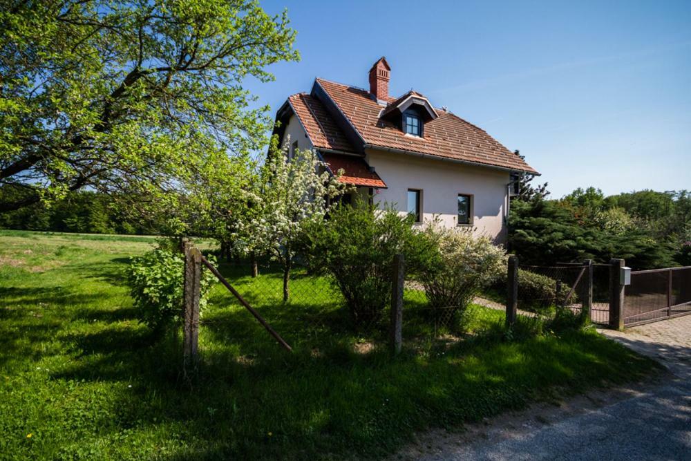 D&J House Villa Ormoz Exterior photo